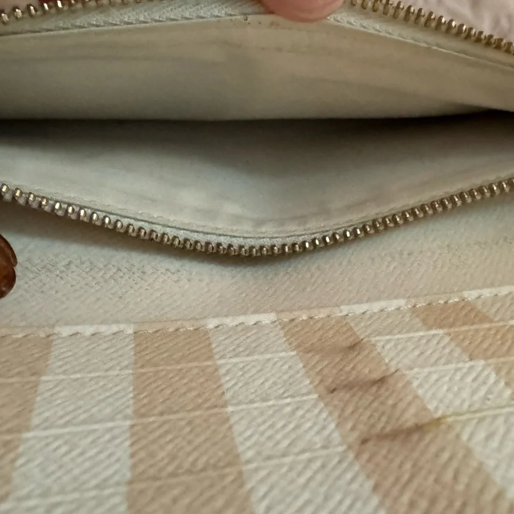 Louis Vuitton Limited Edition Zip Around Long Organizer
